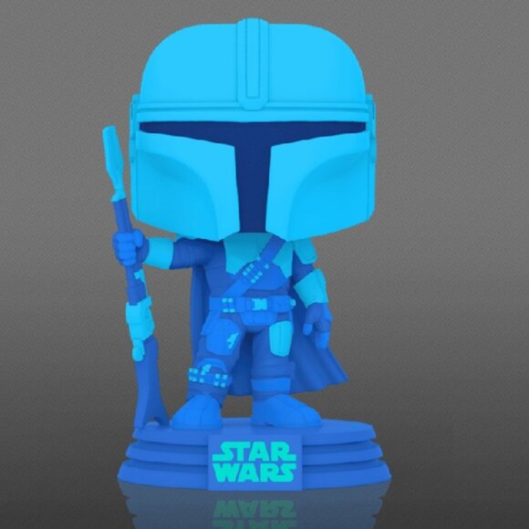 NIB Funko Pop! Star Wars The Mandalorian (Hologram Glow) #345 - Picture 2 of 7